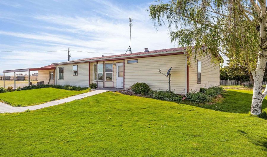 337 W 300 S, Burley, ID 83318 - 3 Beds, 2 Bath