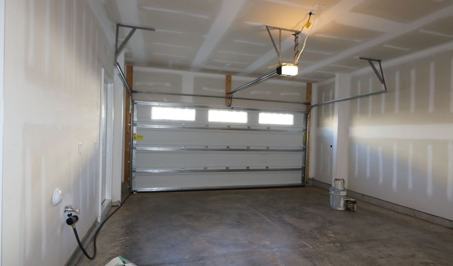 10019 Secluded Garden Dr, Apex, NC 27523 - 3 Beds, 3 Bath