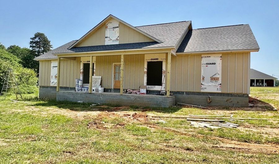 68 CR 257, Bruce, MS 38915 - 3 Beds, 3 Bath