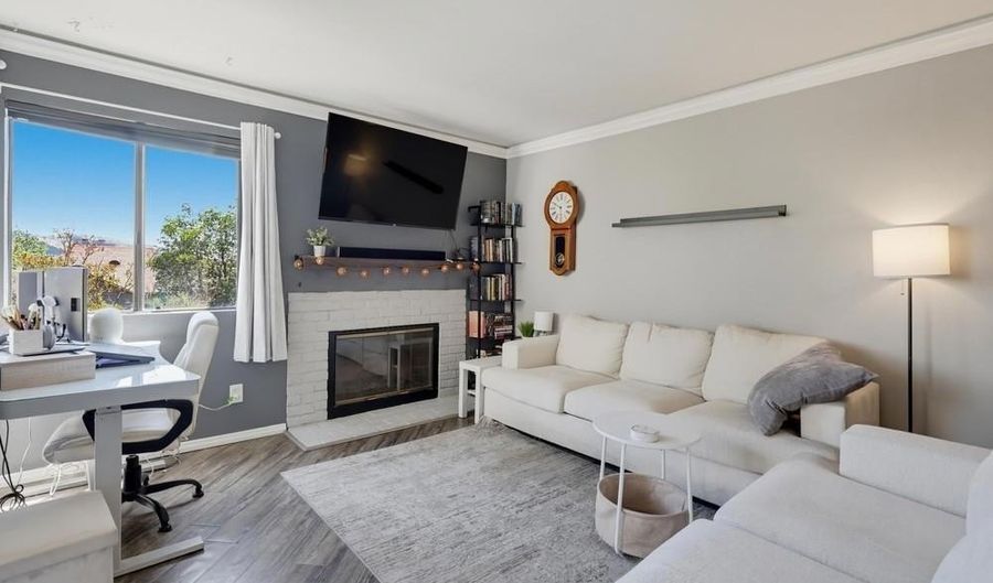 3045 Blue Oak Ct, Spring Valley, CA 91978 - 2 Beds, 2 Bath