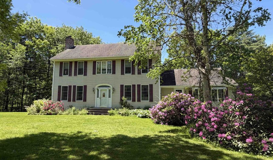2391 McConnell Rd, Brandon, VT 05733 - 3 Beds, 3 Bath
