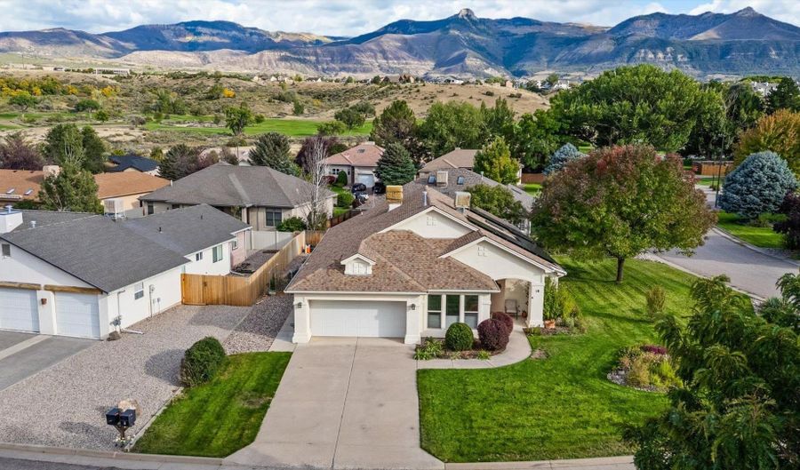 18 Willow Creek Ct, Battlement Mesa, CO 81635 - 3 Beds, 2 Bath