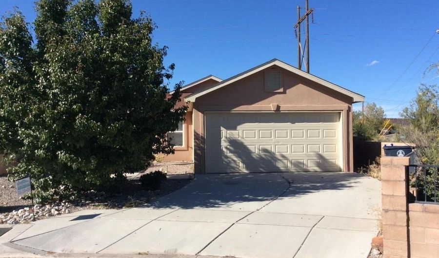 2039 CIELO OESTE Pl NW, Albuquerque, NM 87120 - 3 Beds, 2 Bath