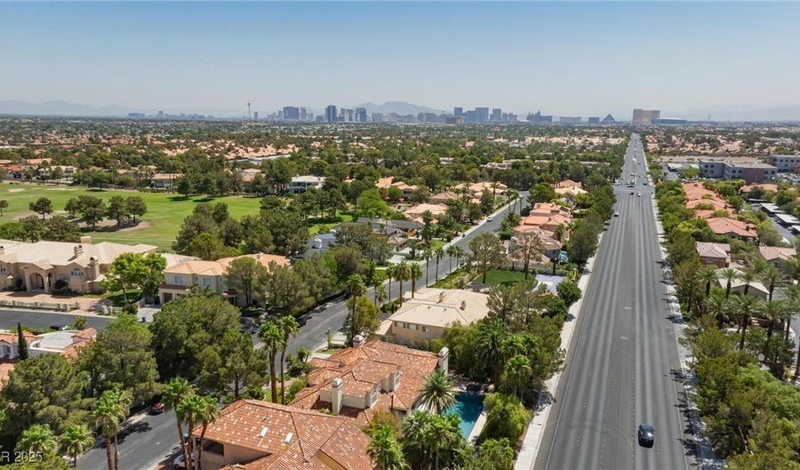 32 Princeville Ln, Las Vegas, NV 89113 - 4 Beds, 4 Bath