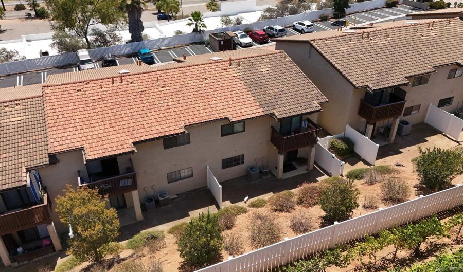 440 Citracado Prkw 9, Escondido, CA 92025 - 2 Beds, 2 Bath