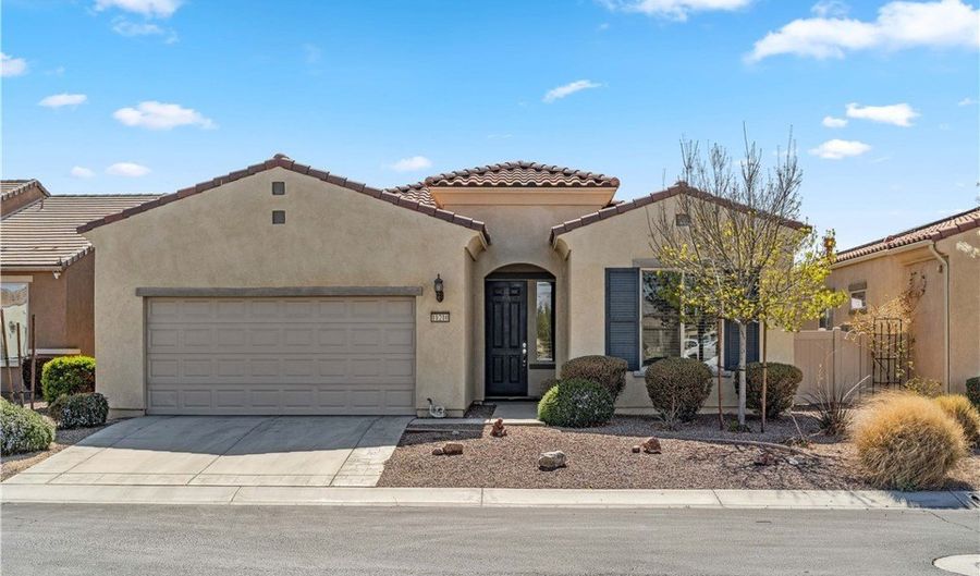 11210 River Run St, Apple Valley, CA 92308 - 2 Beds, 2 Bath
