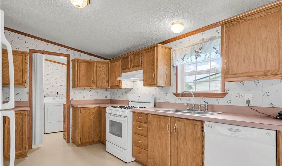 2004 TAMI Dr 625, Bear, DE 19701 - 3 Beds, 2 Bath