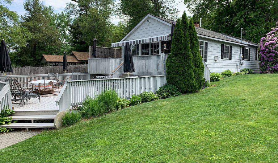 59 Bethlehem Ln, Bethlehem, CT 06751 - 2 Beds, 1 Bath