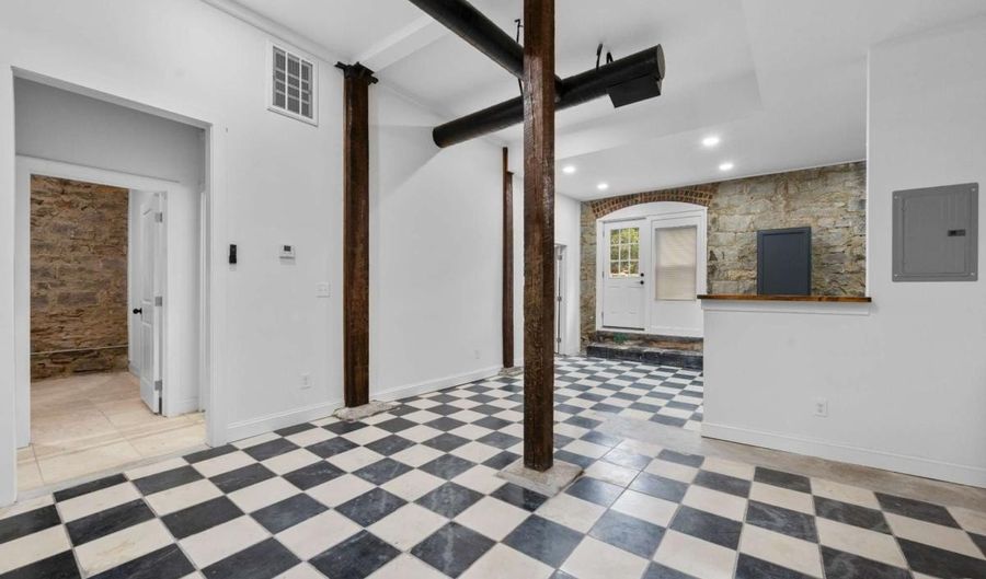 360 Ponce De Leon Ave NE 16, Atlanta, GA 30308 - 2 Beds, 2 Bath