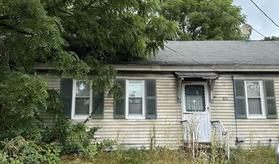1876 Main St, Athol, MA 01331 - 3 Beds, 1 Bath