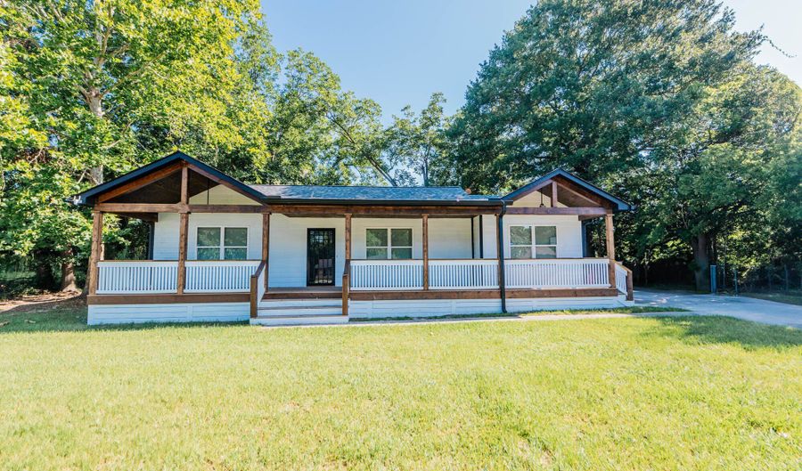 2521 Rocky Crk, Macon, GA 31206 - 3 Beds, 3 Bath