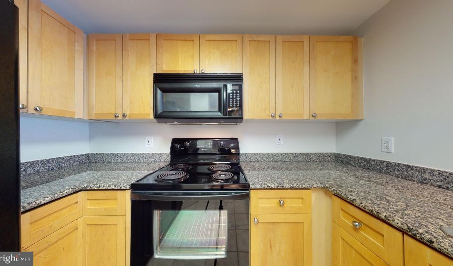 777 7TH St NW 714, Washington, DC 20001 - 2 Beds, 2 Bath