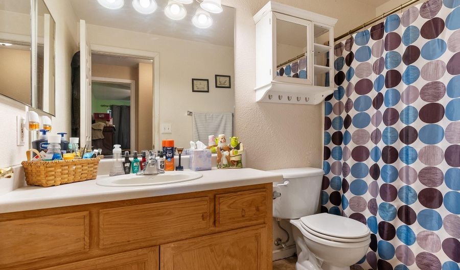 675 Jennys Ln, Fernley, NV 89408 - 3 Beds, 2 Bath