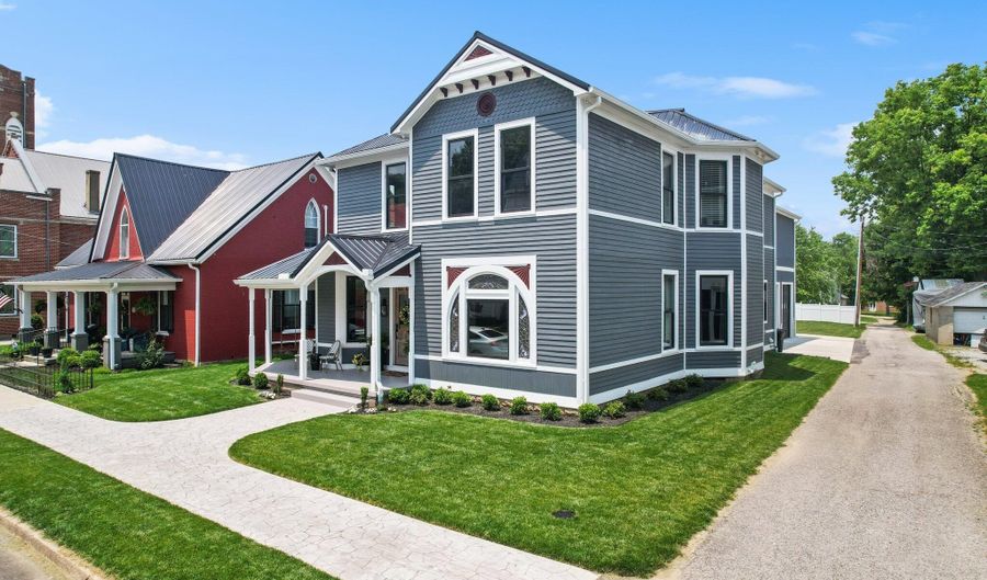 105 E 4th St, Augusta, KY 41002 - 5 Beds, 4 Bath