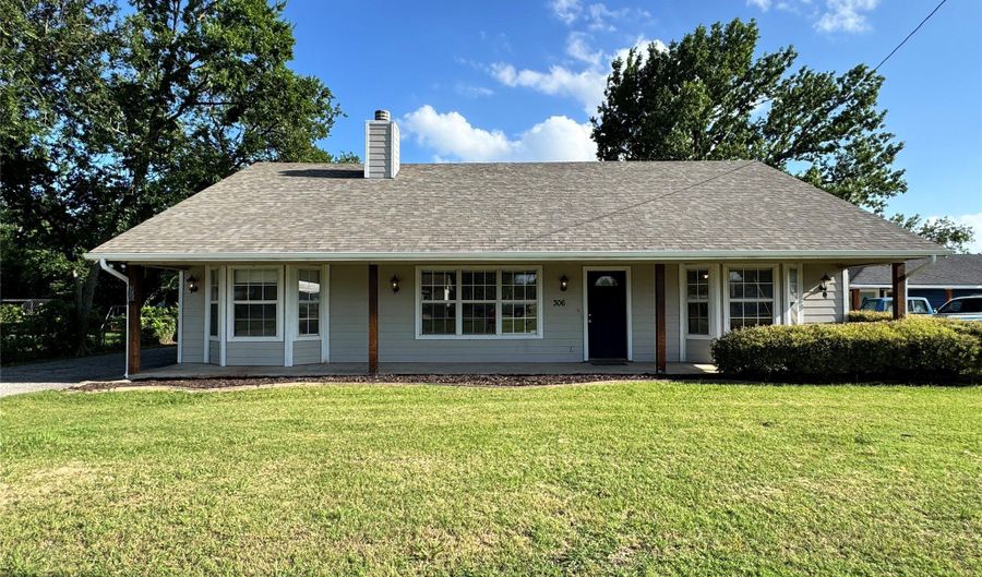306 E 8th St, Anna, TX 75409 - 4 Beds, 3 Bath