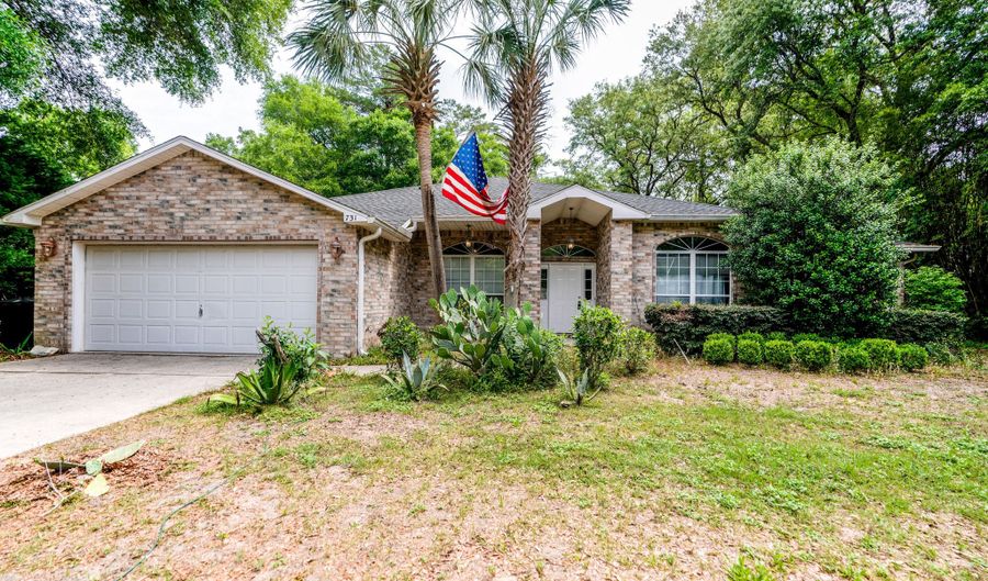 731 Waterview Cove Dr, Freeport, FL 32439 - 4 Beds, 2 Bath