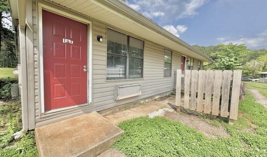 1700 GREENBRIER DEAR Rd 403, 106A, Anniston, AL 36207 - 2 Beds, 1 Bath