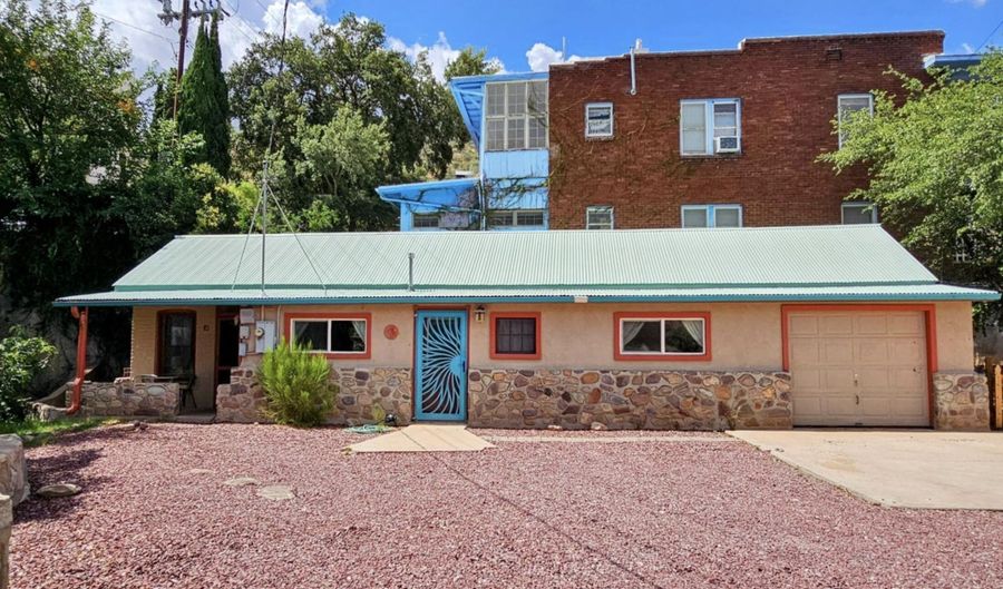 25 SOWLE Ave, Bisbee, AZ 85603 - 2 Beds, 1 Bath