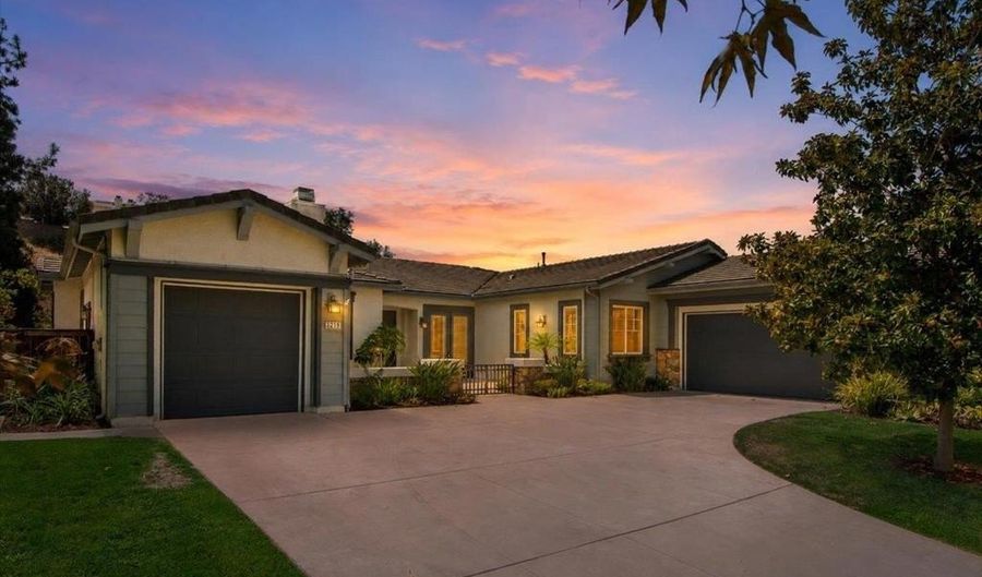 3219 Hidden Estate Ln, Escondido, CA 92027 - 4 Beds, 4 Bath