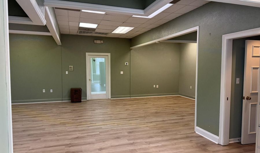 1510 Whiskey Rd Suite 3, Aiken, SC 29803 - 0 Beds, 2 Bath