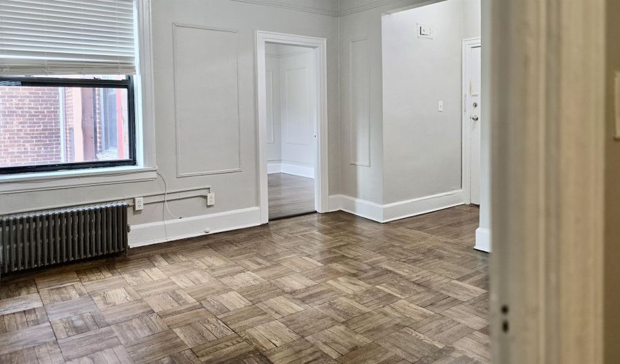 368 BROADWAY 32, Bayonne, NJ 07002 - 2 Beds, 1 Bath