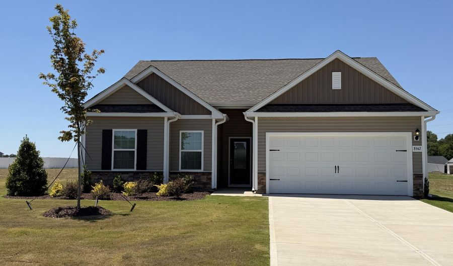 8942 Ava Dr, Bailey, NC 27807 - 3 Beds, 2 Bath