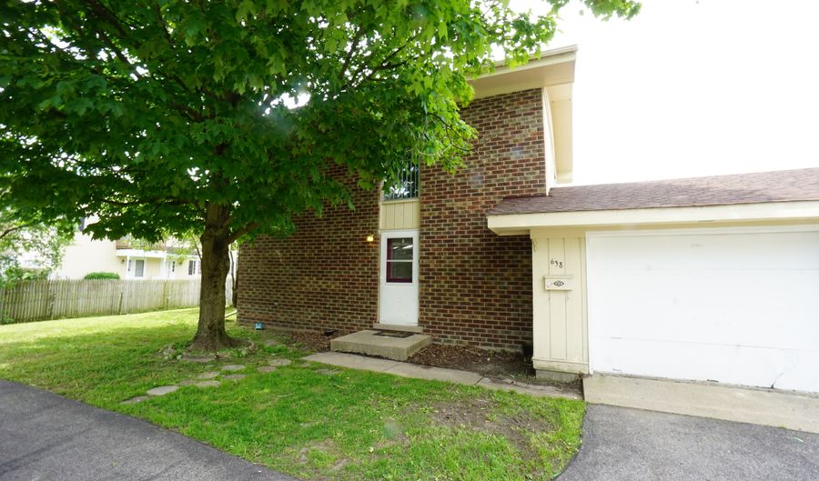 638 St Johns Rd, Woodstock, IL 60098 - 3 Beds, 2 Bath