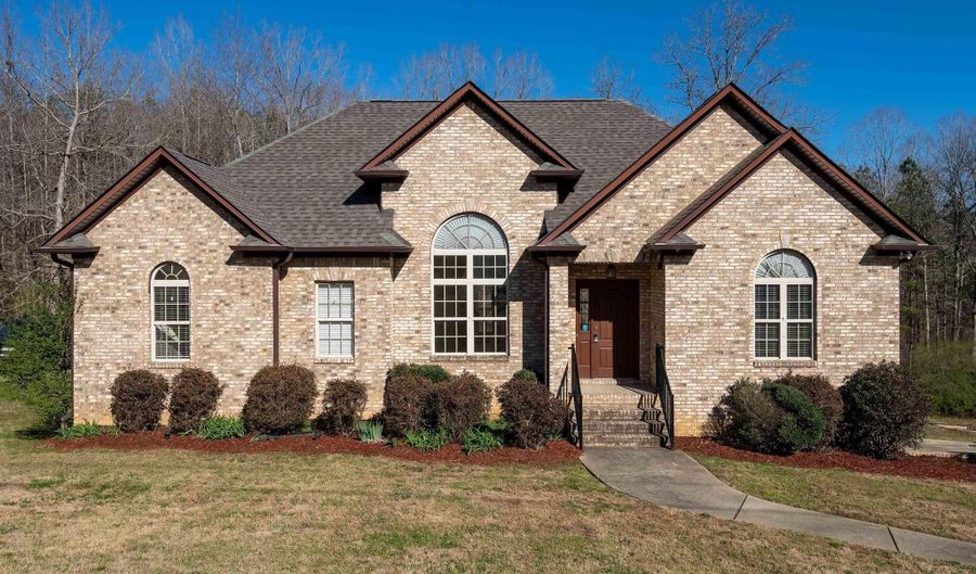260 HAWKS BEND Ln, Argo, AL 35120 - 3 Beds, 4 Bath