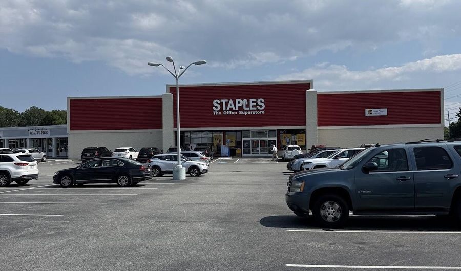 378 B Barnstable Rd, Barnstable, MA 02630 - 0 Beds, 0 Bath