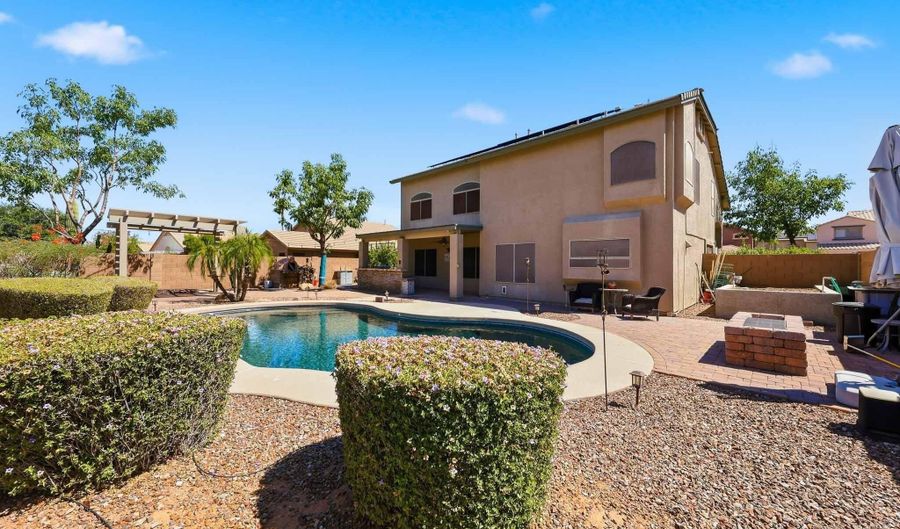 4563 E DESERT SANDS Dr, Chandler, AZ 85249 - 4 Beds, 3 Bath