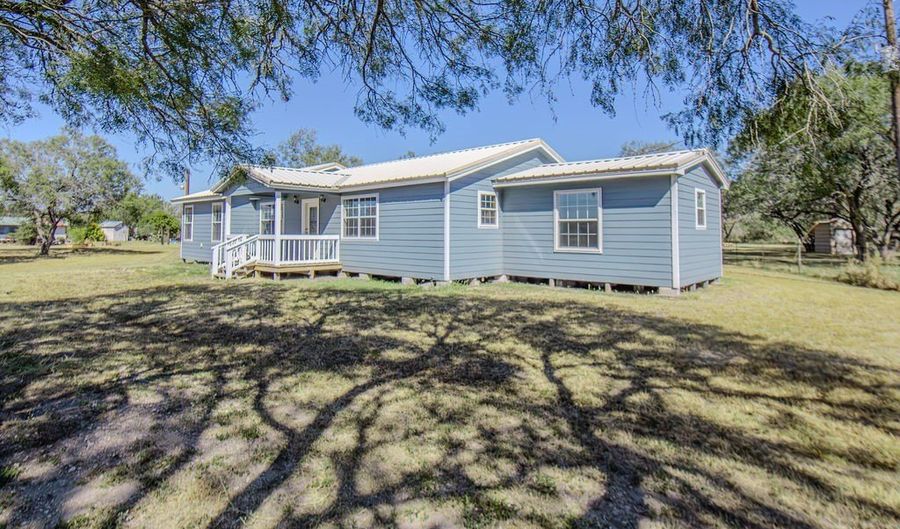 6306 State Highway 359, Alice, TX 78332 - 4 Beds, 3 Bath