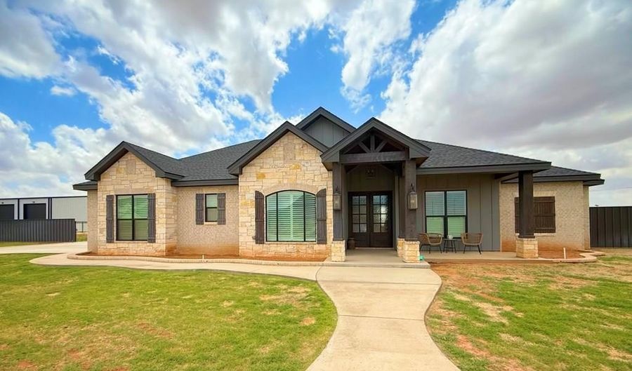 1605 NW Eliam Dr, Andrews, TX 79714 - 4 Beds, 3 Bath