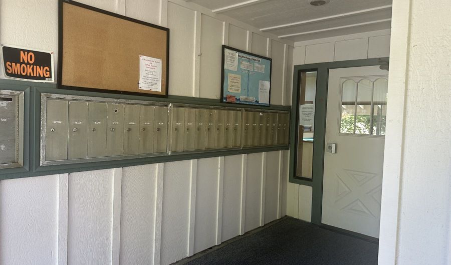 801 BROOKHAVEN Dr A, Brookings, OR 97415 - 2 Beds, 2 Bath