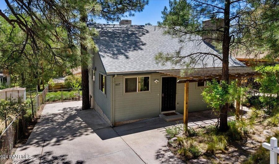 807 Lizzard Ln, Prescott, AZ 86303 - 3 Beds, 2 Bath