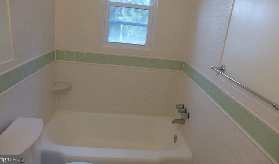 4724 7TH Rd N, Arlington, VA 22203 - 4 Beds, 3 Bath