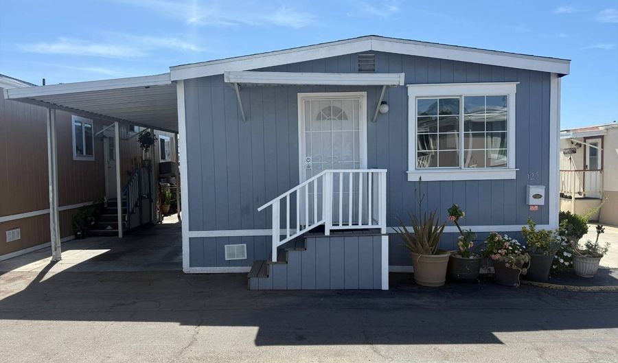 402 63rd St Space 125, San Diego, CA 92114 - 3 Beds, 2 Bath