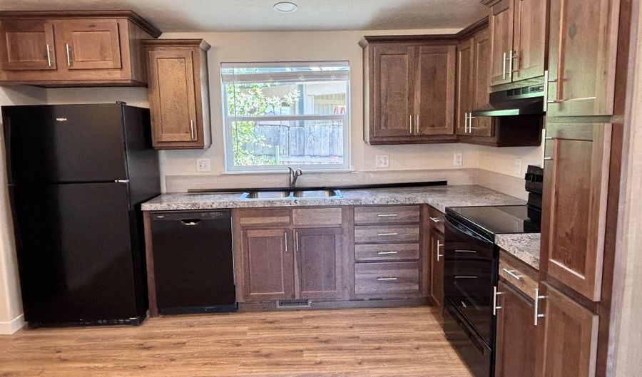 24961 Sunburst, Caldwell, ID 83607 - 3 Beds, 2 Bath