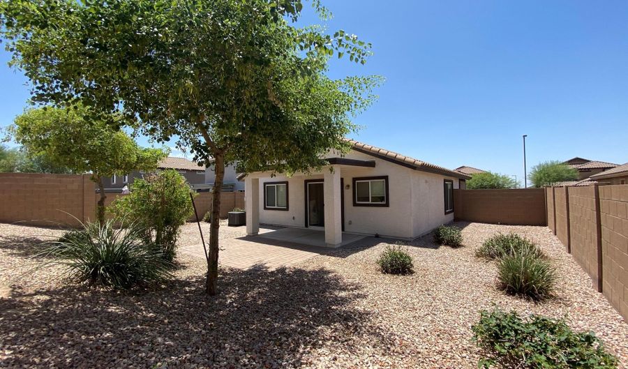 22250 W TWILIGHT Trl, Buckeye, AZ 85326 - 3 Beds, 2 Bath
