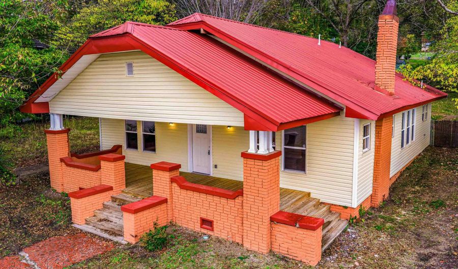 308 Fourth St NW, Attalla, AL 35954 - 3 Beds, 2 Bath