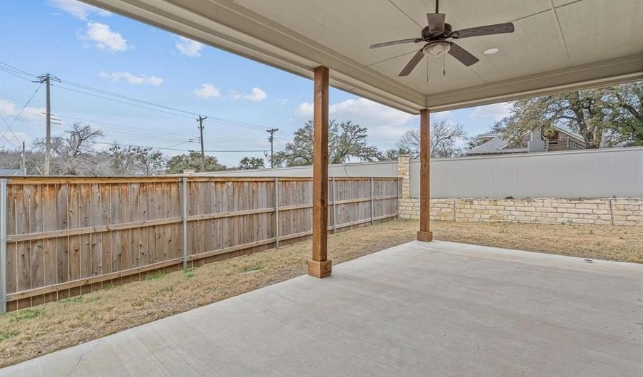 109 Maddox Pl, Aledo, TX 76008 - 3 Beds, 4 Bath