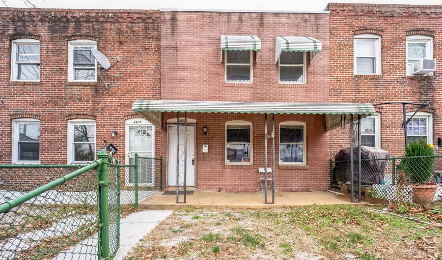 3427 6TH St, Baltimore, MD 21225 - 3 Beds, 2 Bath