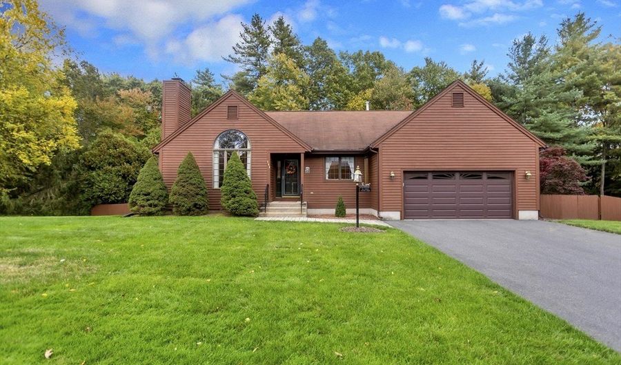 111 Cottonwood Ln, Agawam, MA 01001 - 3 Beds, 2 Bath