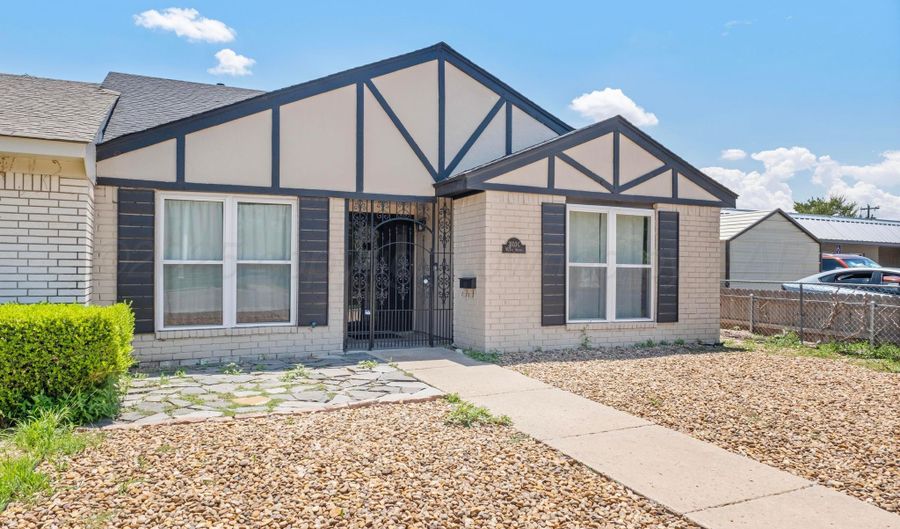 3103 SW 27th Unit C Ave, Amarillo, TX 79109 - 2 Beds, 2 Bath