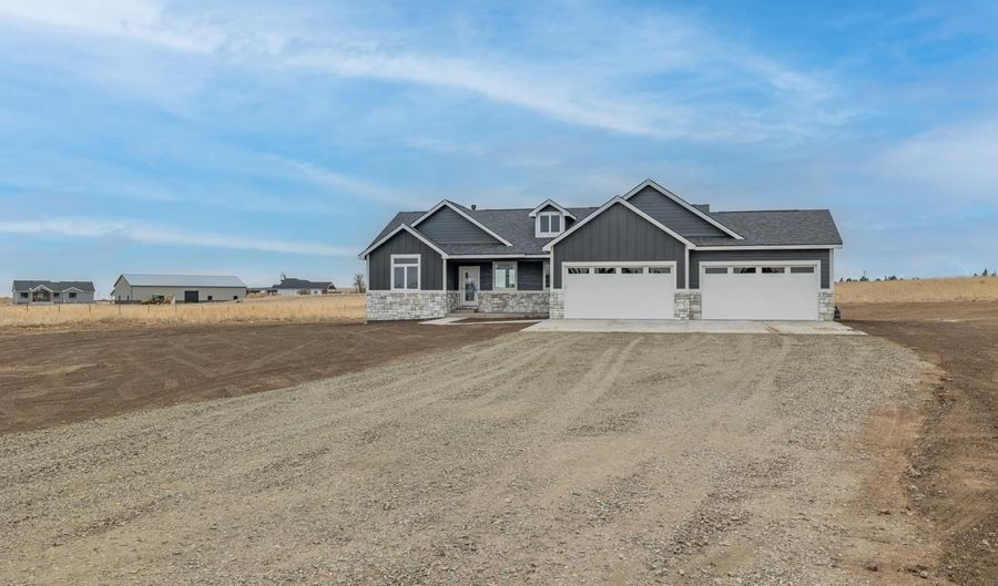 11105 JK Trl, Cheyenne, WY 82009 - 3 Beds, 2 Bath