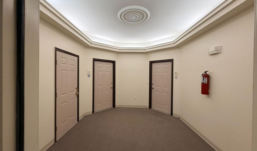 6610 NETTIES Ln B, Alexandria, VA 22315 - 3 Beds, 2 Bath