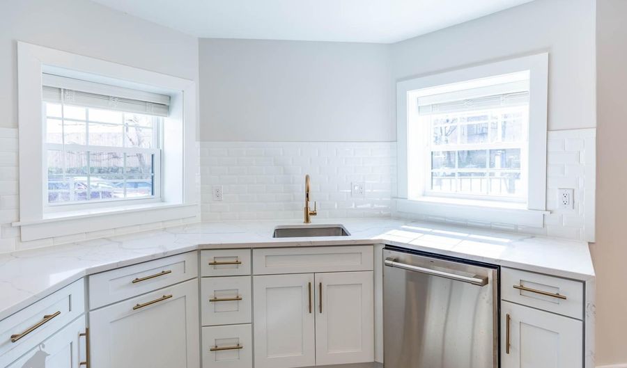 3001 11TH St NW 1, Washington, DC 20001 - 2 Beds, 2 Bath