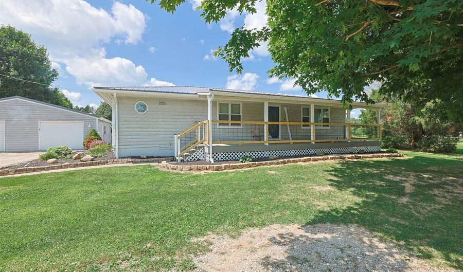 10716 US 50, Aurora, IN 47001 - 2 Beds, 2 Bath