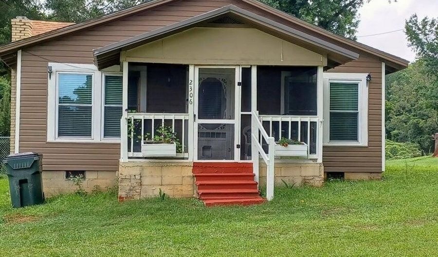 2306 Daywell St, Alexander City, AL 35010 - 2 Beds, 1 Bath