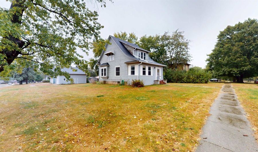 418 PETERSON St, Alta, IA 51002 - 3 Beds, 3 Bath
