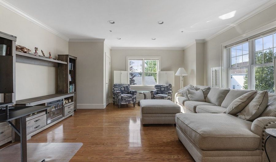 50 Clemence St 50, Cranston, RI 02920 - 2 Beds, 2 Bath